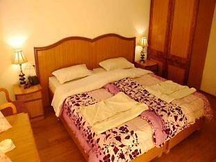 Hotel Ladakh Continental Leh Zewnętrze zdjęcie